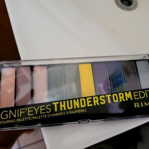 Rimmel eyeshadow pallet